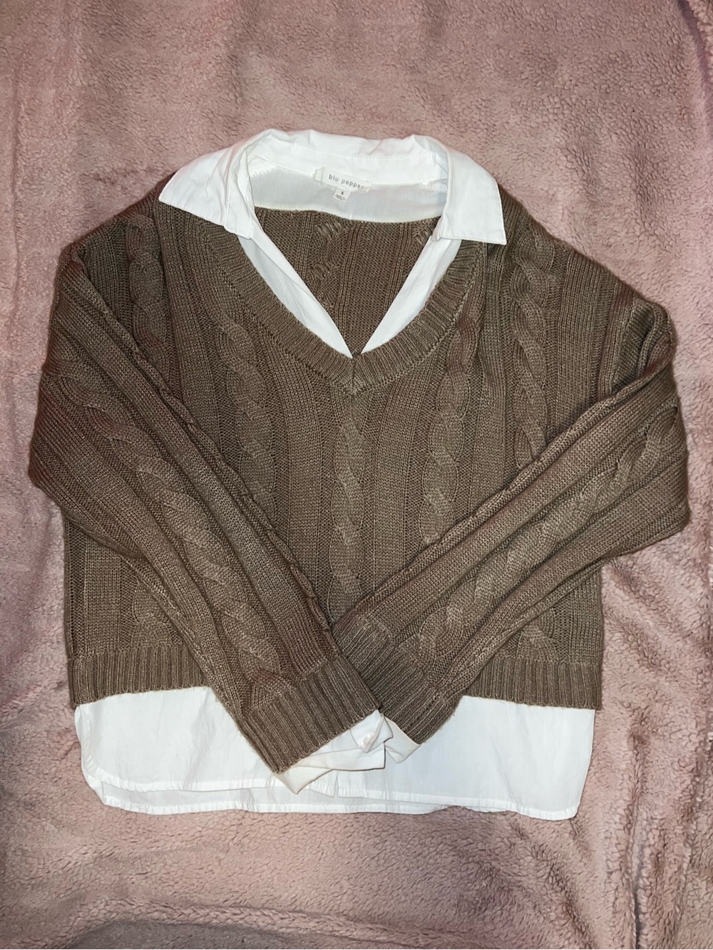 Blu Pepper Brown Cable Knit V-Neck Sweater